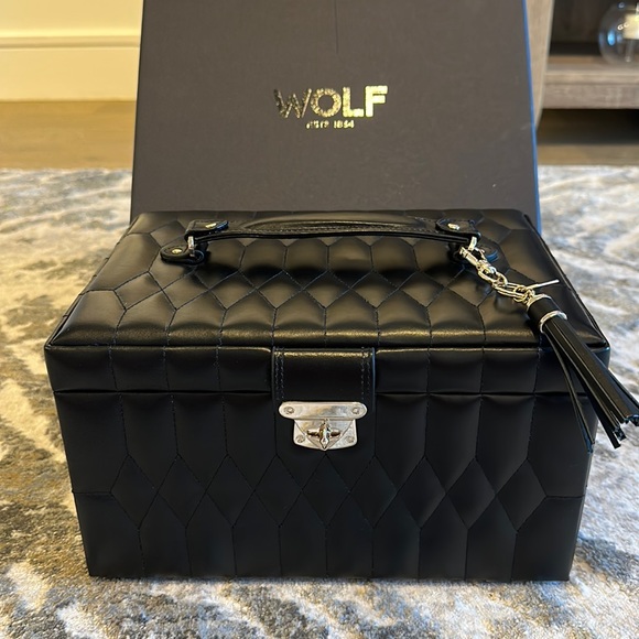 WOLF Jewelry Wolf Caroline Medium Jewelry Box Case Black Poshmark